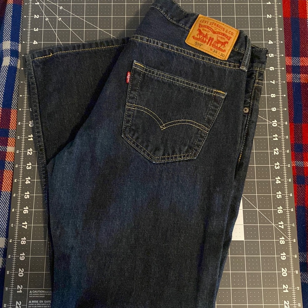 Men’s like new Levi’s